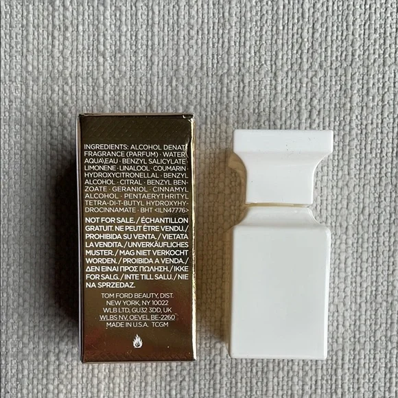 Tom Ford Soleil Blanc miniature fragrance - Picture 6 of 11